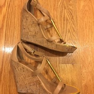 MUST GO! Dolce Vita Cork/Leather Wedges, Tan/Gold